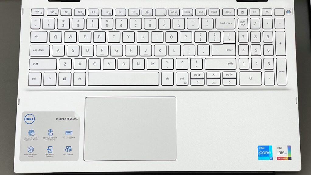 Bàn phím fullsize đầy đủ phím chức năng của Dell Inspiron 7506
