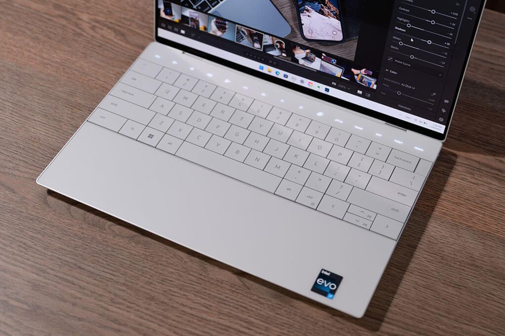 Bàn phím thiết kế độc lạ và sang trọng